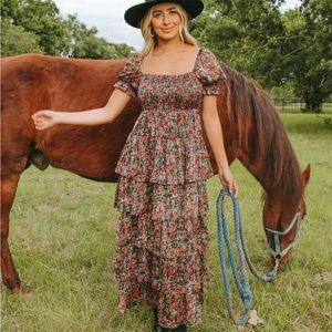 BuddyLove Marlee Short Sleeve Maxi Dress